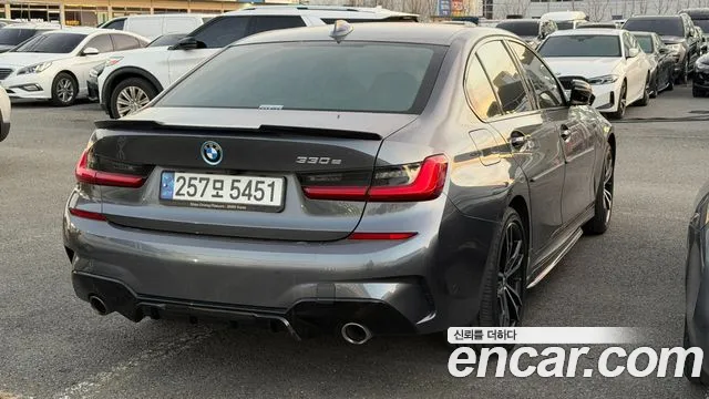 BMW 3 серии 2021 thumb 9