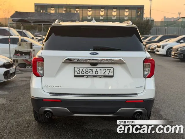 Ford Explorer 2020 thumb 8