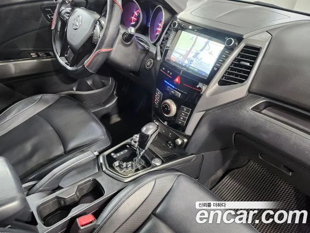KG_Mobility_Ssangyong TIBOLI 2017 thumb 8