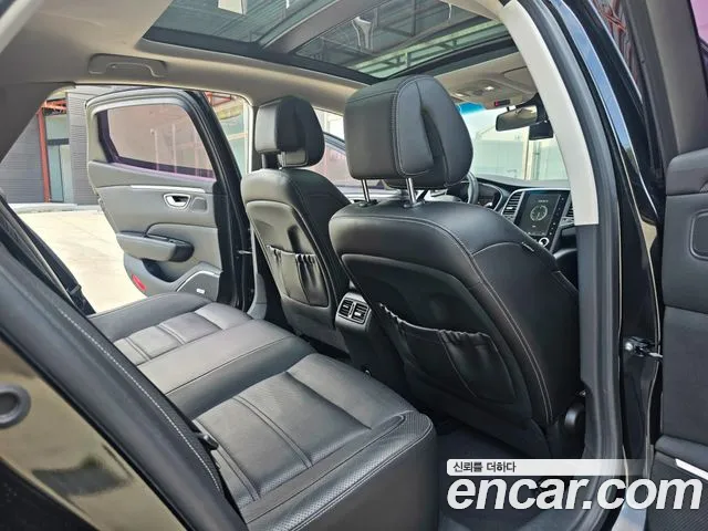 Renault SM6 2016 thumb 9