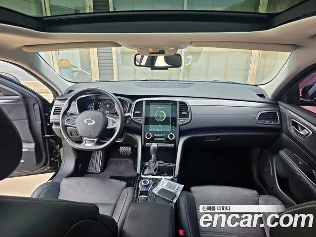 Renault SM6 2016 thumb 3