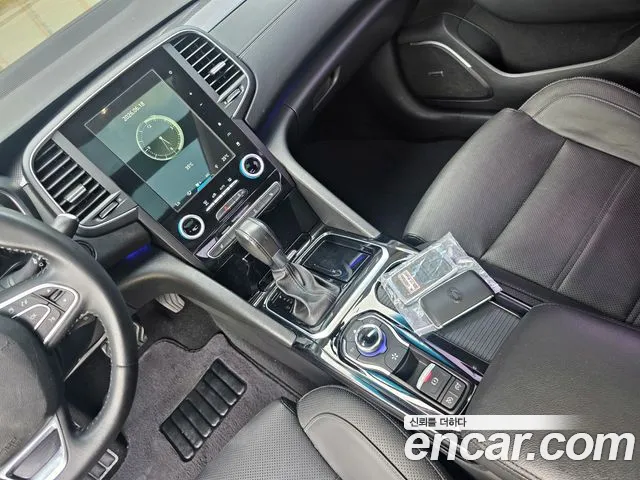 Renault SM6 2016 thumb 12