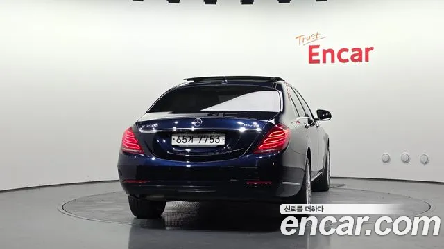Mercedes-Benz S-Class 2017 thumb 7