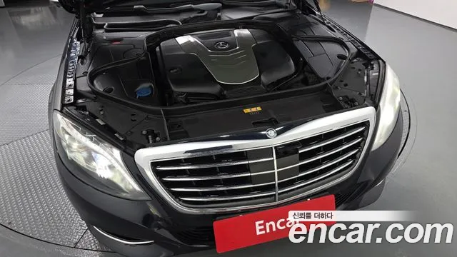 Mercedes-Benz S-Class 2017 thumb 3