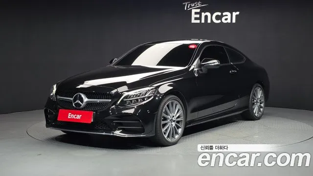 Mercedes-Benz C-Class 2019 thumb 2