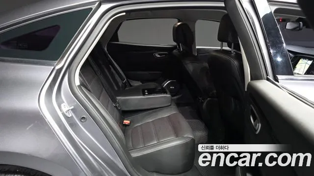 Renault SM6 2016 thumb 2