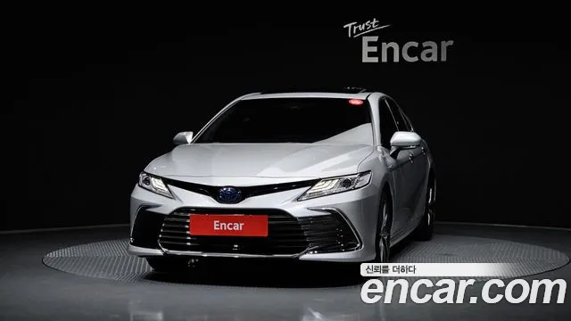 Toyota Camry 2024 thumb 5