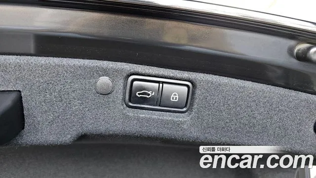 Kia Hybrid 2018 thumb 10