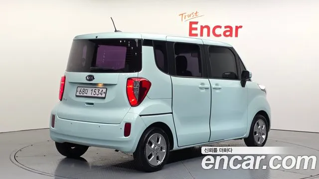 Kia Ray 2012 thumb 10