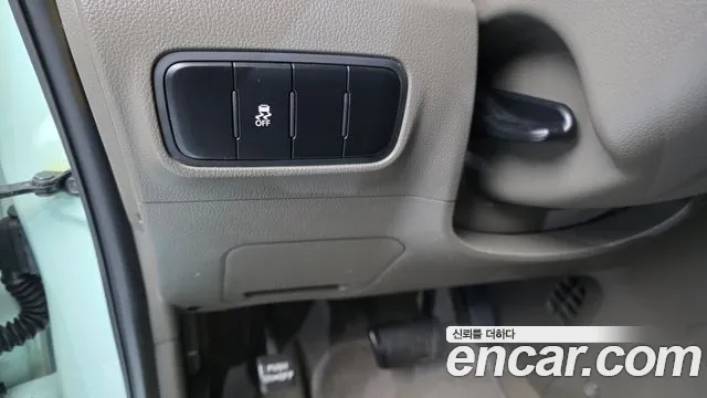 Kia Ray 2012 thumb 9