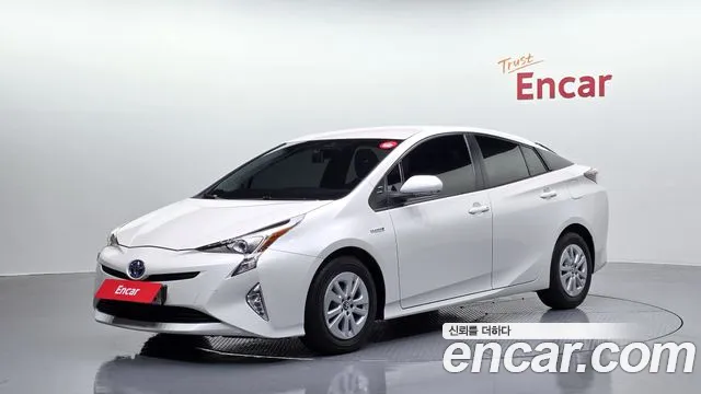 Toyota Prius 2016 thumb 3