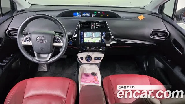 Toyota Prius 2016 thumb 2
