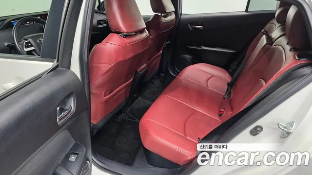 Toyota Prius 2016 thumb 4