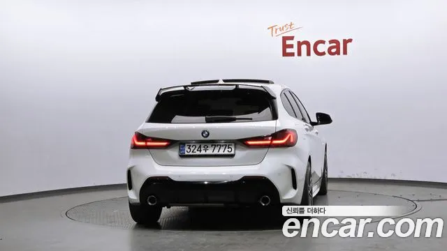 BMW 1 серии 2020 thumb 2