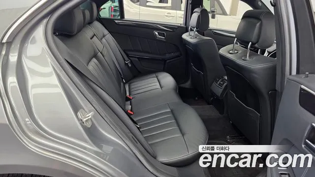 Mercedes-Benz E-Class 2014 thumb 6