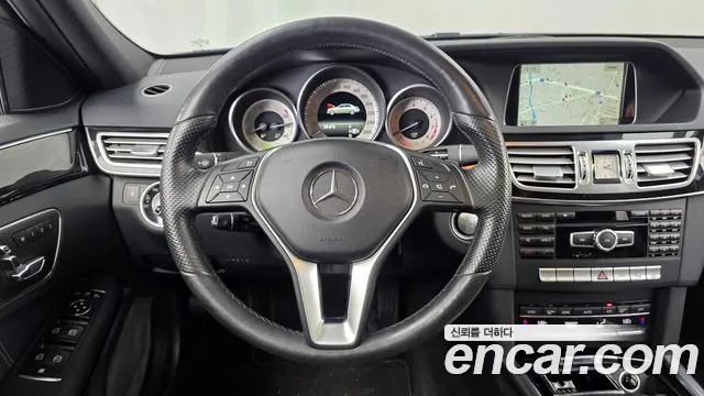 Mercedes-Benz E-Class 2014 thumb 5