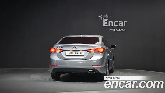 Hyundai Elantra 2015 thumb 11