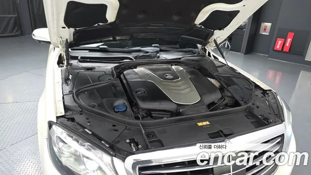 Mercedes-Benz S-Class 2017 thumb 2