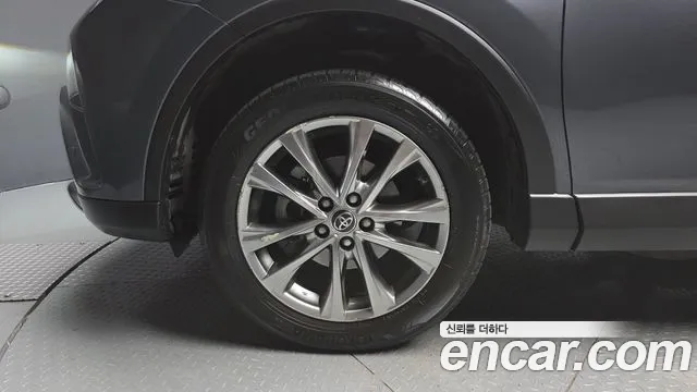 Toyota RAV4 2018 thumb 7