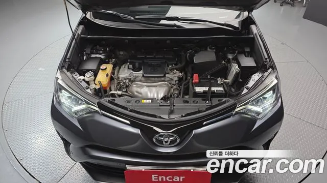 Toyota RAV4 2018 thumb 4
