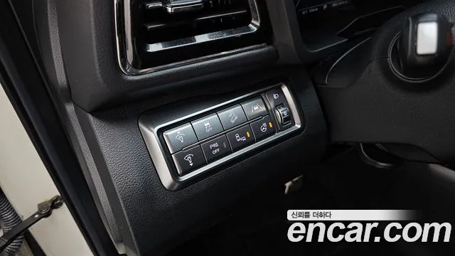 KGM Tivoli 2022 thumb 12