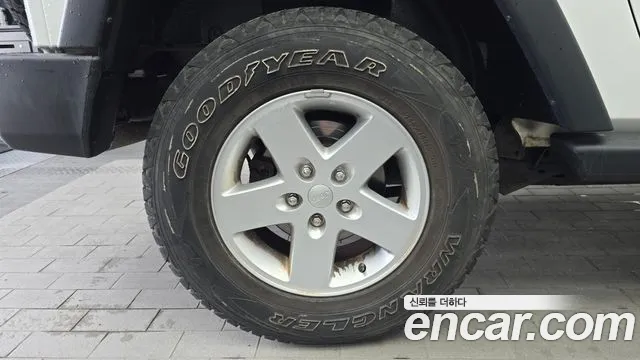 Jeep Wrangler 2017 thumb 10