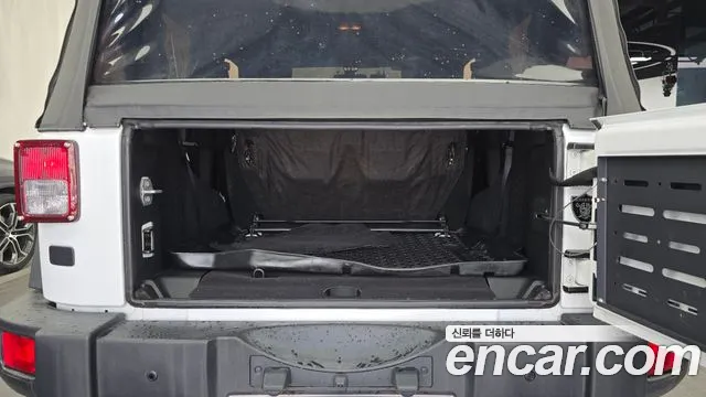 Jeep Wrangler 2017 thumb 9
