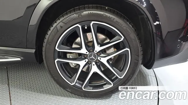 Mercedes-Benz E-Класс 2022 thumb 4