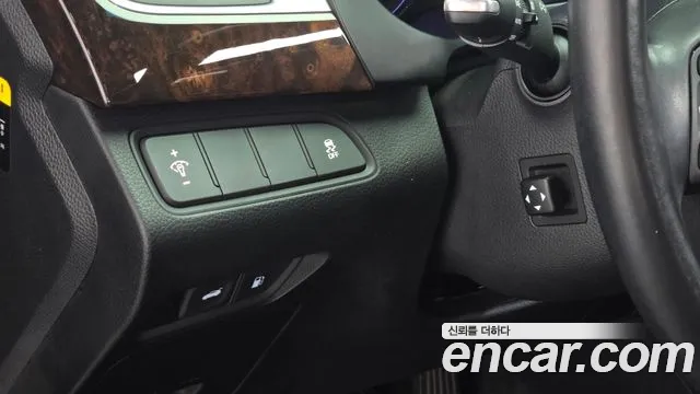 Hyundai Aslan 2015 thumb 8