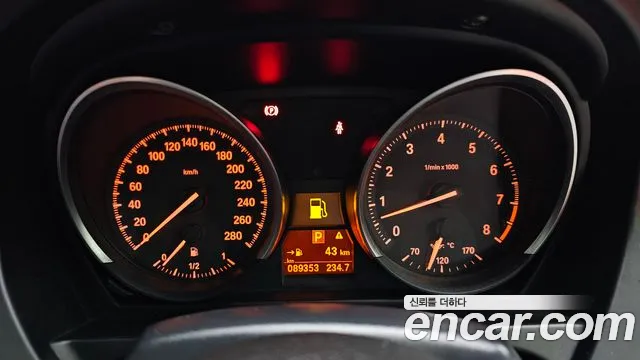 BMW Z4 2013 thumb 5