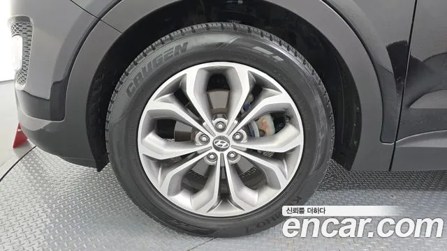 Hyundai DM 2012 thumb 7