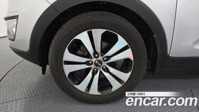Kia Sportage 2013 thumb 9