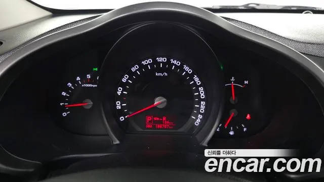 Kia Sportage 2013 thumb 8
