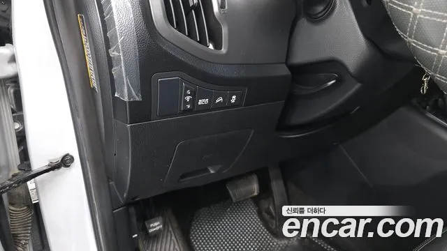Kia Sportage 2013 thumb 10
