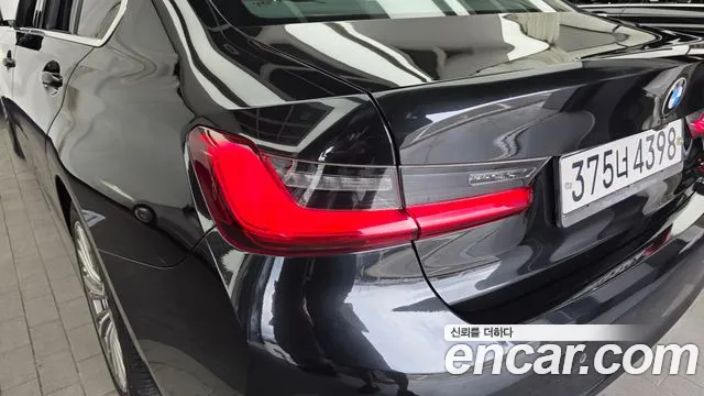 BMW 3 серии 2019 thumb 7