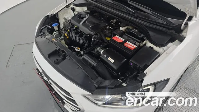 Hyundai Avante 2017 thumb 12