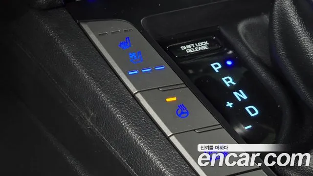 Hyundai Avante 2017 thumb 6