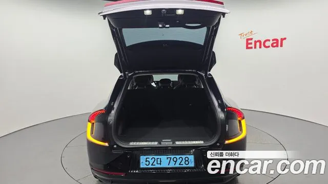 Kia EV6 2023 thumb 4