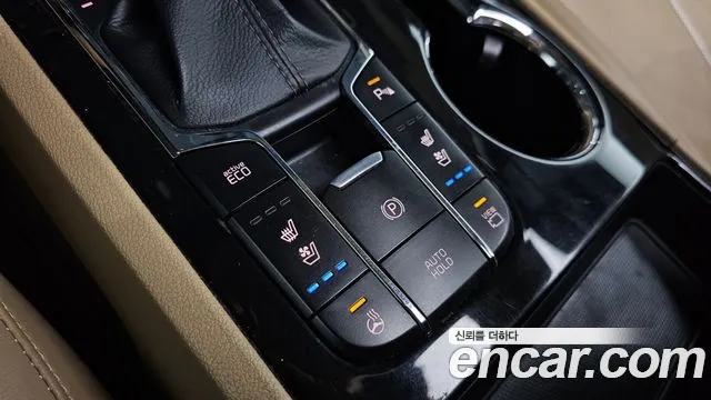 Kia Carnival 2018 thumb 6