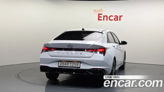 Hyundai Elantra 2021 thumb 5