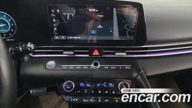 Hyundai Elantra 2021 thumb 9