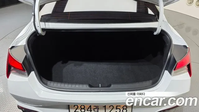 Hyundai Elantra 2021 thumb 2