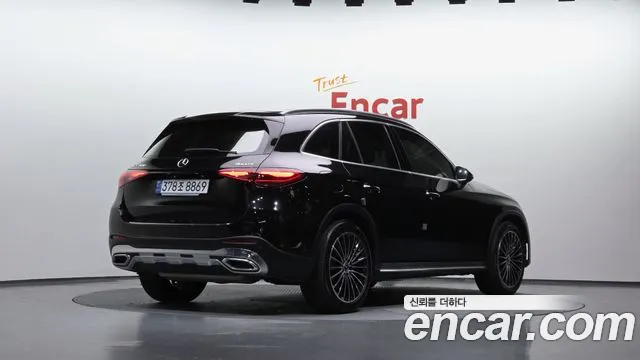 Mercedes-Benz GLC 2023 thumb 4