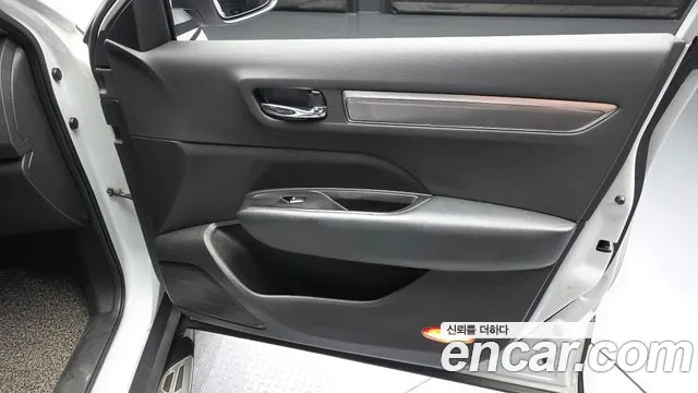 Renault QM6 2019 thumb 10