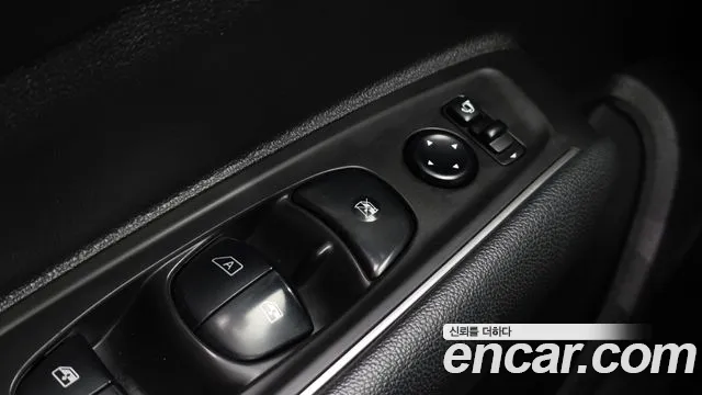 Renault QM6 2019 thumb 12