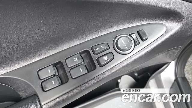 Hyundai Sonata 2012 thumb 4