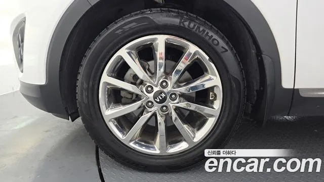 Kia Sorento 2015 thumb 12