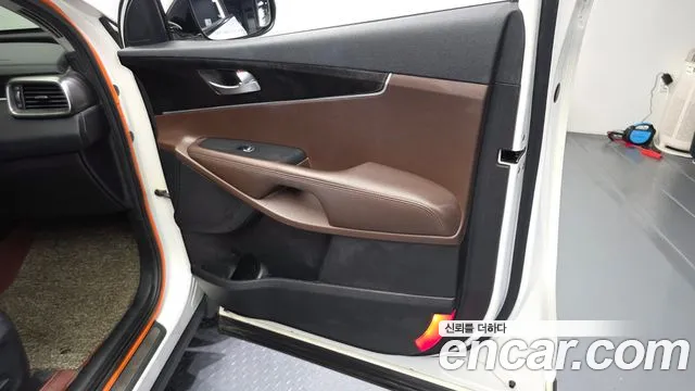 Kia Sorento 2015 thumb 4
