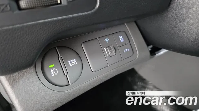 Hyundai Staria 2017 thumb 9