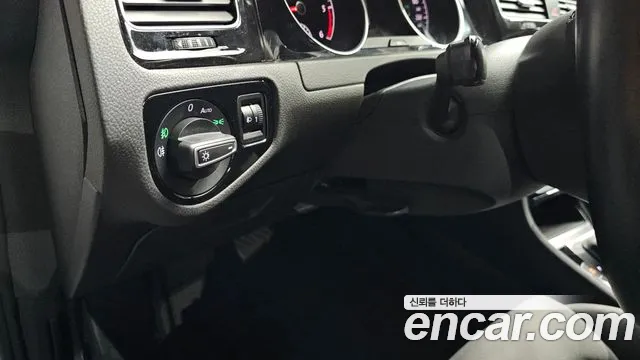 Volkswagen Golf 2013 thumb 9